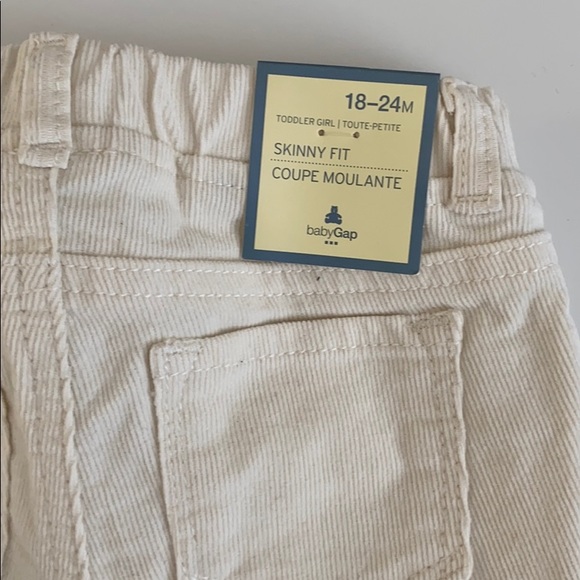 *4 for $20* NWT BabyGap Cream Corduroy Jeggings - Picture 3 of 7